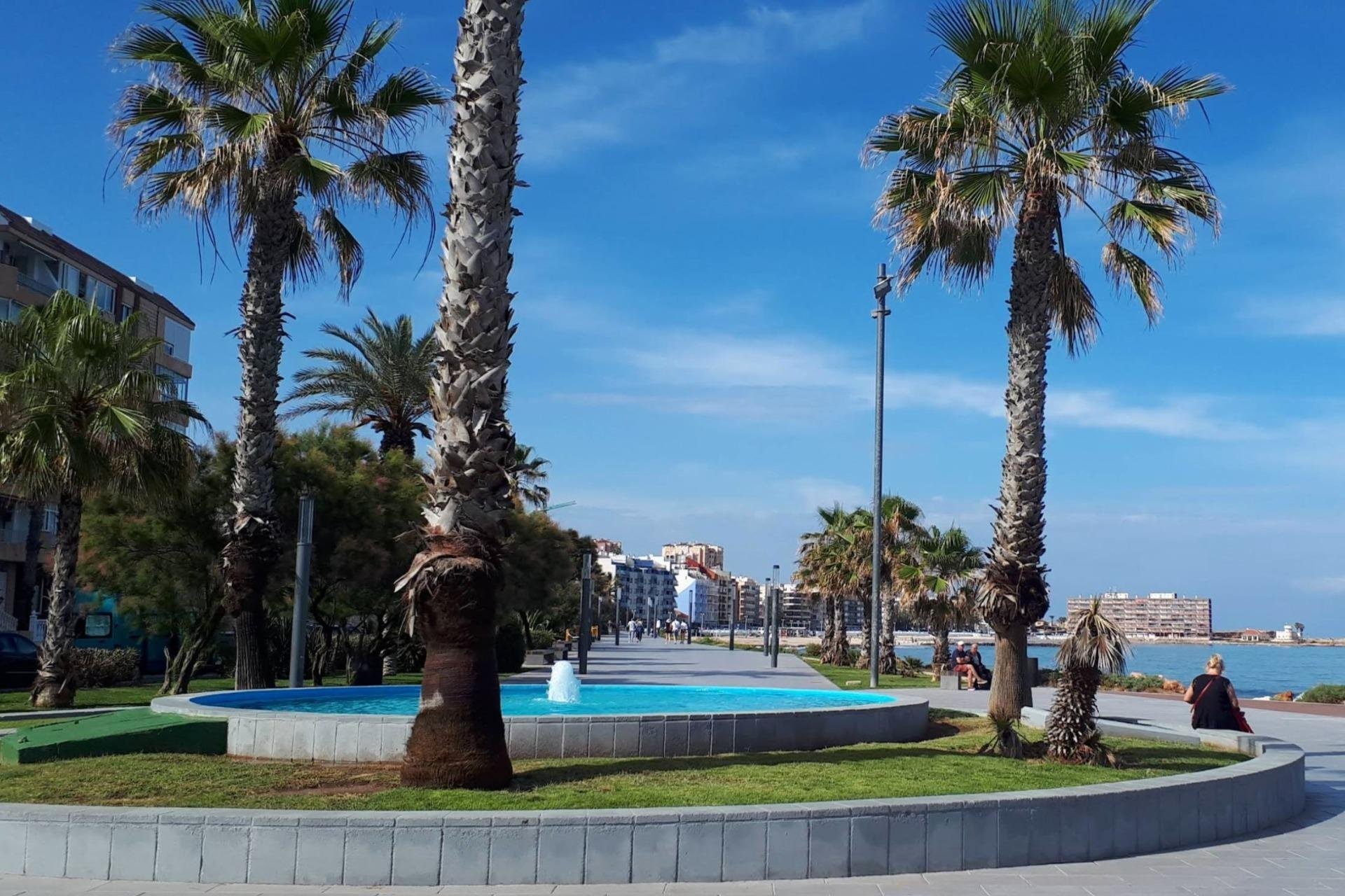 Herverkoop - Appartement -
Torrevieja - Curva Del Palangre