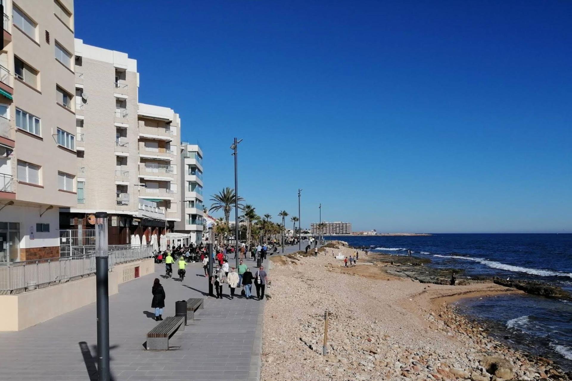 Herverkoop - Appartement -
Torrevieja - Curva Del Palangre