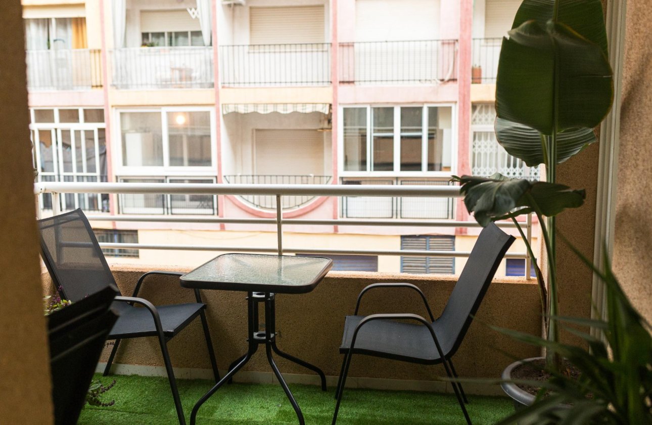 Herverkoop - Appartement -
Torrevieja - Curva Del Palangre