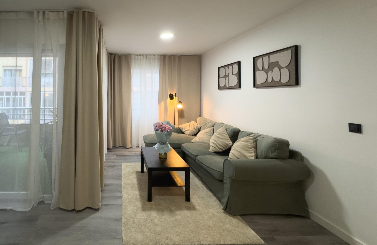 Herverkoop - Appartement -
Torrevieja - Curva Del Palangre