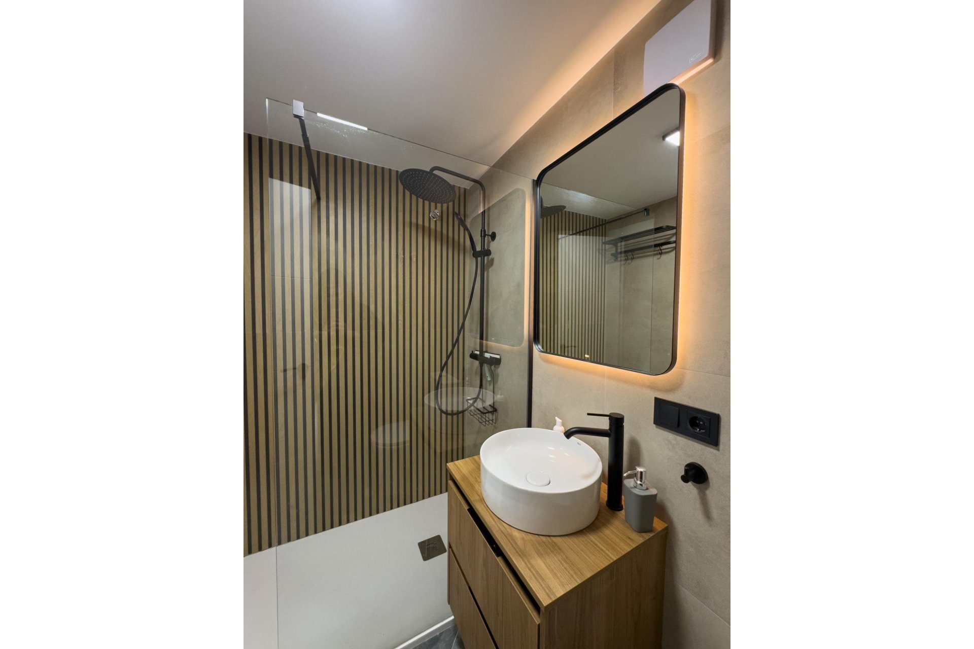 Herverkoop - Appartement -
Torrevieja - Curva Del Palangre