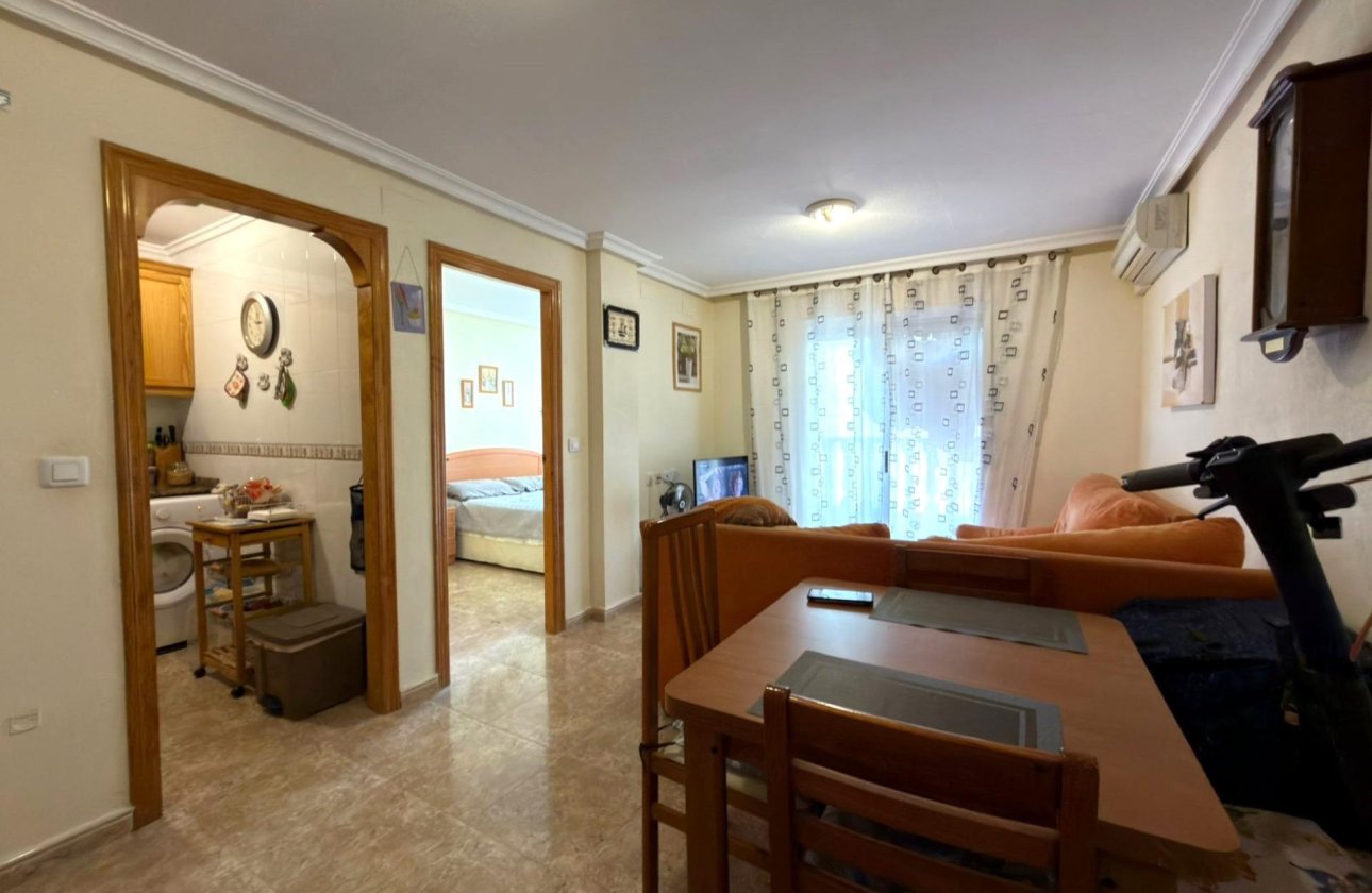 Herverkoop - Appartement -
Torrevieja - Curva Del Palangre