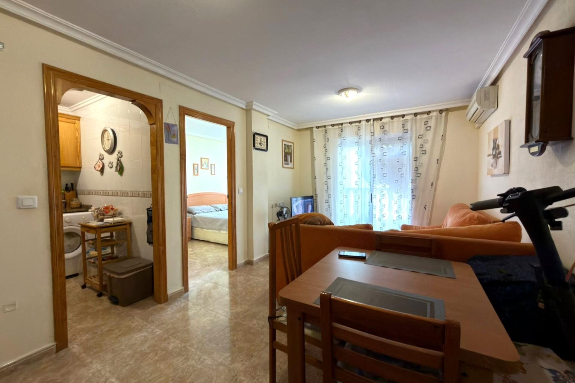 Herverkoop - Appartement -
Torrevieja - Curva Del Palangre
