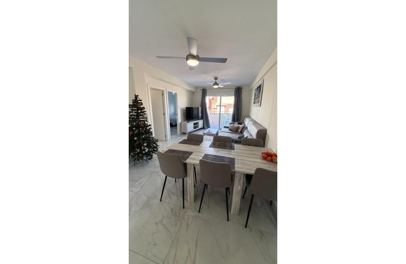 Herverkoop - Appartement -
Torrevieja - Curva Del Palangre