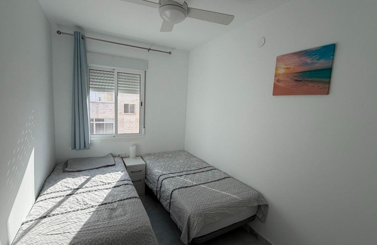 Herverkoop - Appartement -
Torrevieja - Curva Del Palangre