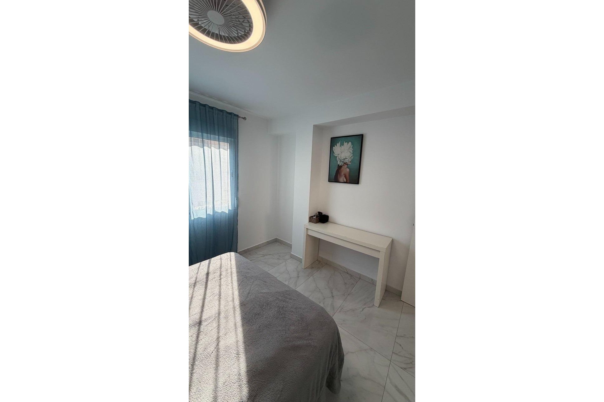 Herverkoop - Appartement -
Torrevieja - Curva Del Palangre