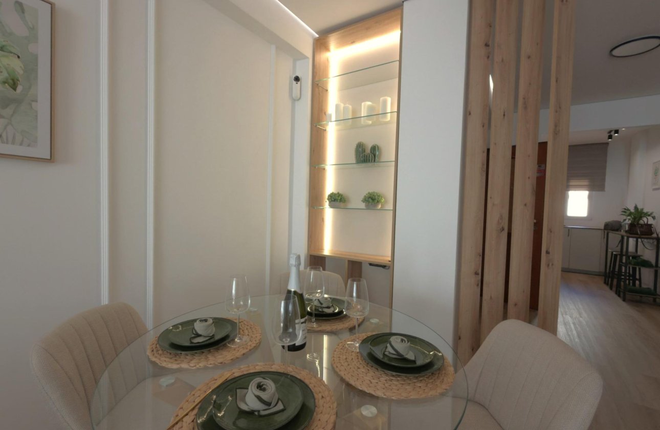 Herverkoop - Appartement -
Torrevieja - Curva Del Palangre
