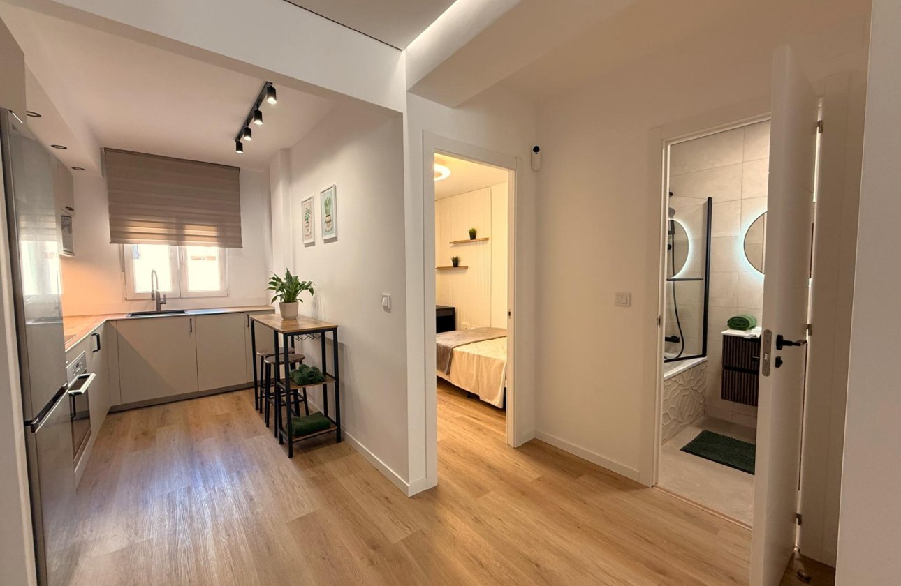 Herverkoop - Appartement -
Torrevieja - Curva Del Palangre