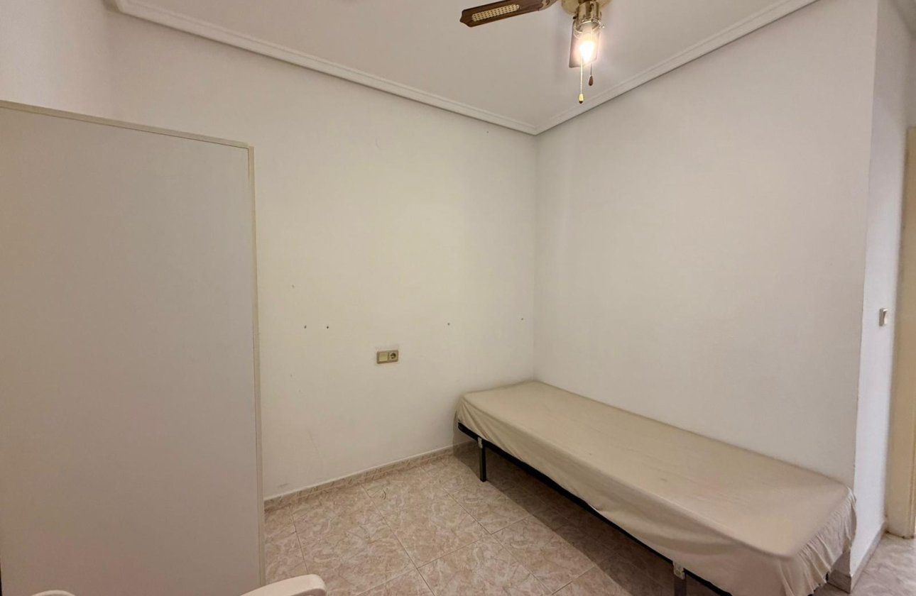 Herverkoop - Appartement -
Torrevieja - Curva Del Palangre