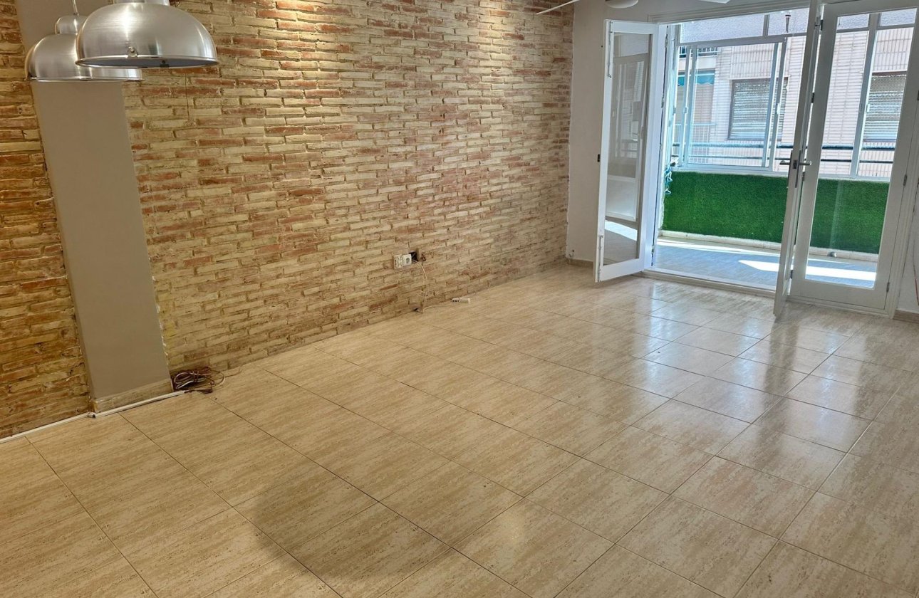 Herverkoop - Appartement -
Torrevieja - El Acequión - Los Náufragos