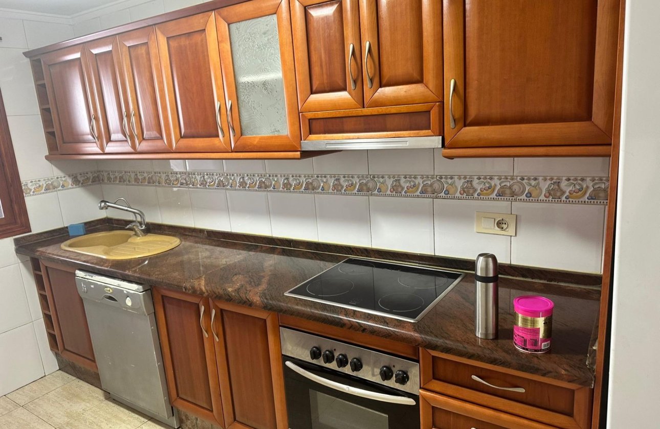 Herverkoop - Appartement -
Torrevieja - El Acequión - Los Náufragos