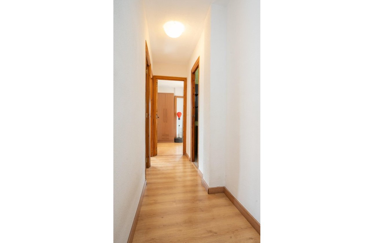 Herverkoop - Appartement -
Torrevieja - El Acequión - Los Náufragos