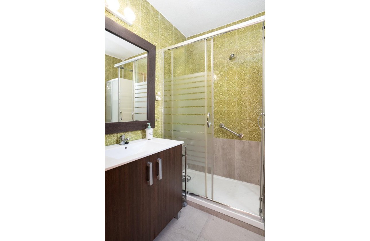 Herverkoop - Appartement -
Torrevieja - El Acequión - Los Náufragos