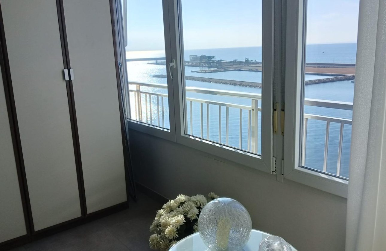 Herverkoop - Appartement -
Torrevieja - El Acequión - Los Náufragos