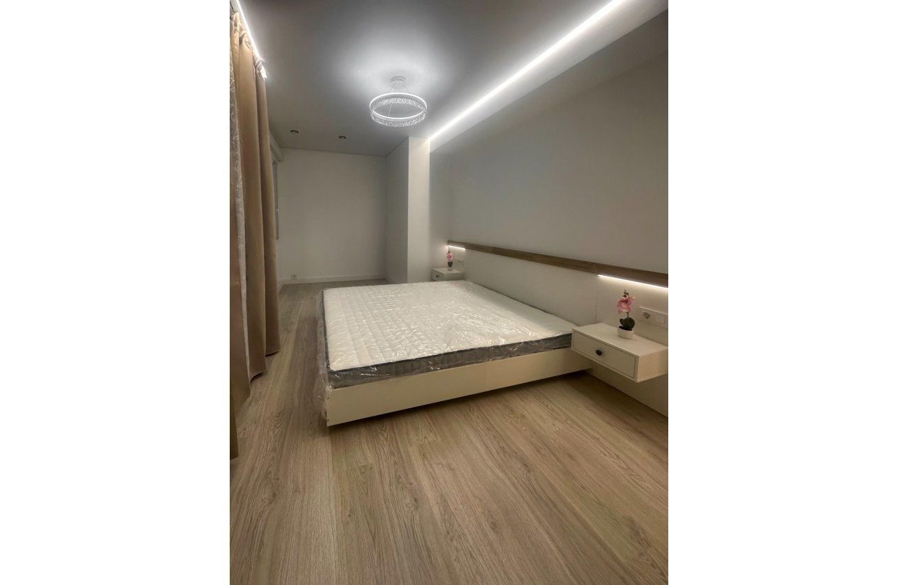Herverkoop - Appartement -
Torrevieja - El Acequión - Los Náufragos
