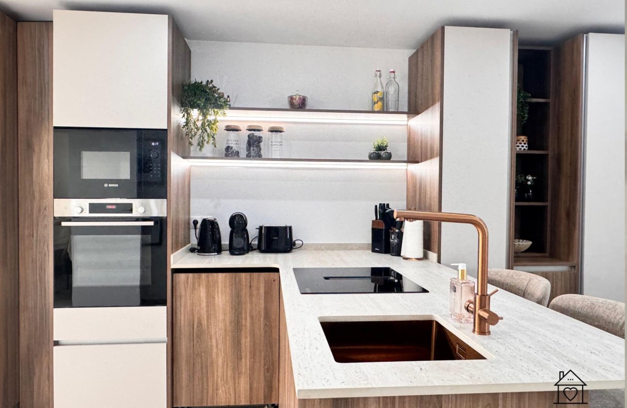 Herverkoop - Appartement -
Torrevieja - El Acequión - Los Náufragos