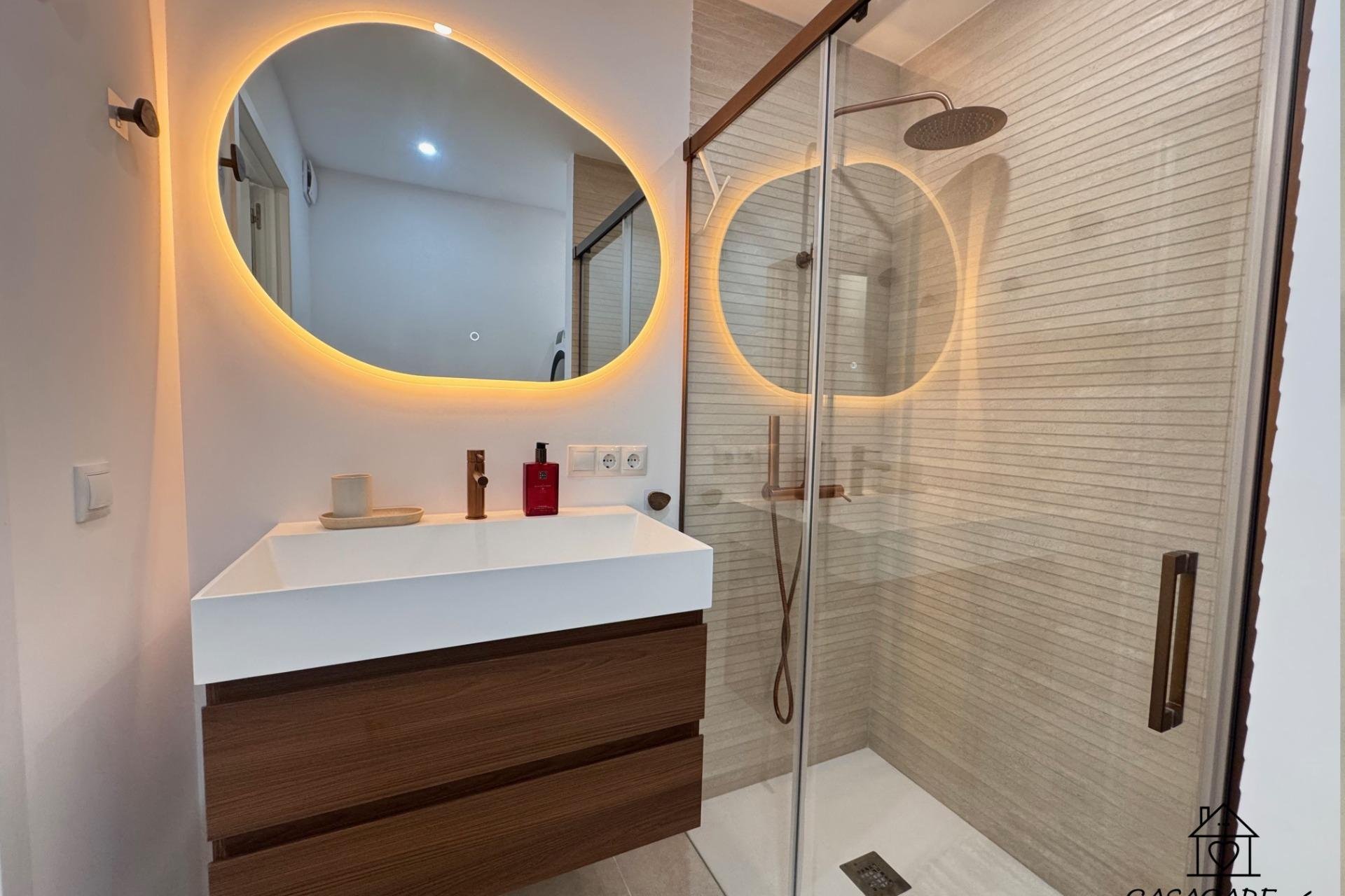 Herverkoop - Appartement -
Torrevieja - El Acequión - Los Náufragos
