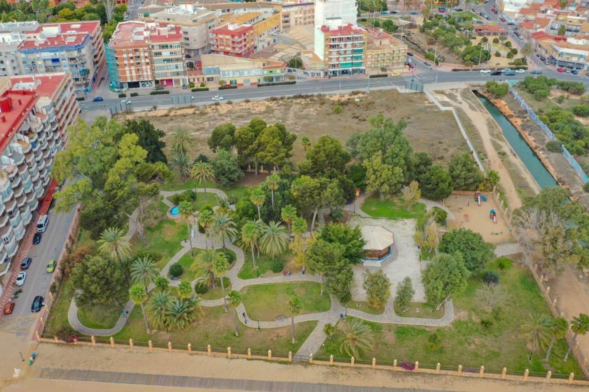 Herverkoop - Appartement -
Torrevieja - El Acequión - Los Náufragos