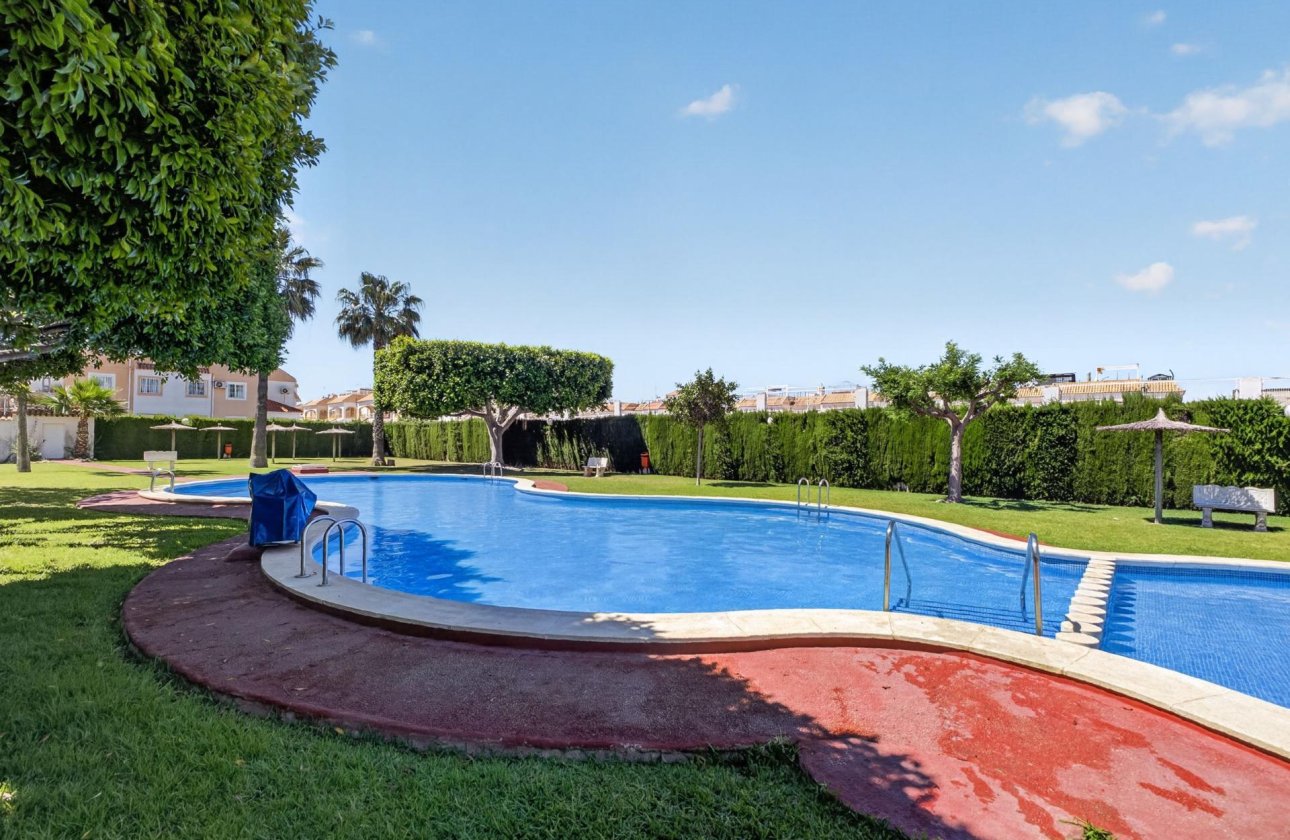 Herverkoop - Appartement -
Torrevieja - El Limonar