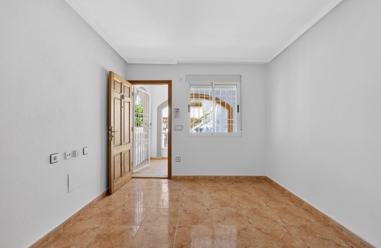 Herverkoop - Appartement -
Torrevieja - El Limonar