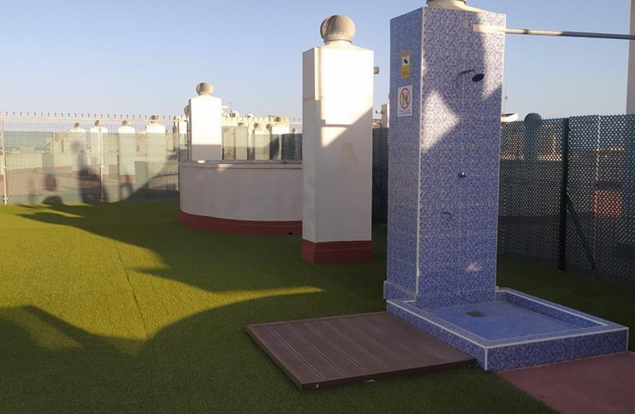 Herverkoop - Appartement -
Torrevieja - El Molino