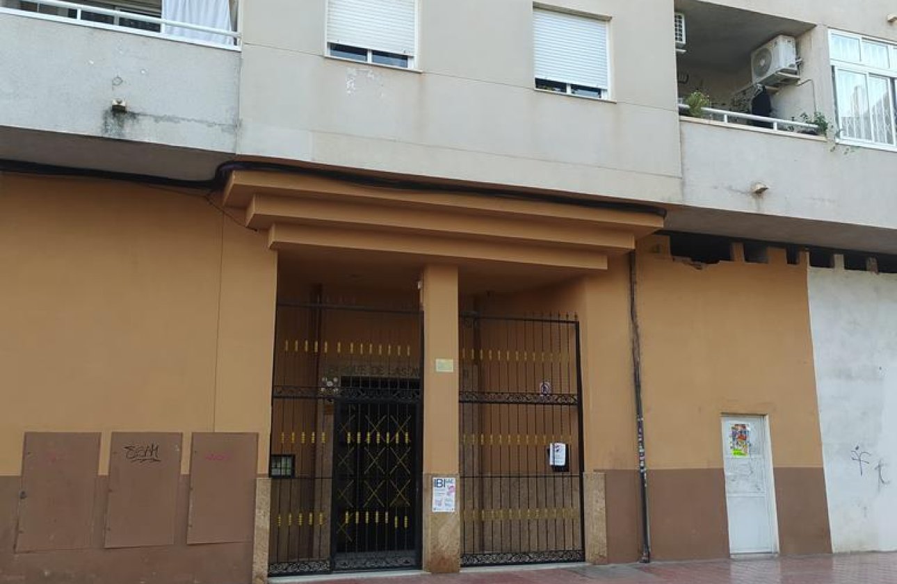 Herverkoop - Appartement -
Torrevieja - El Molino