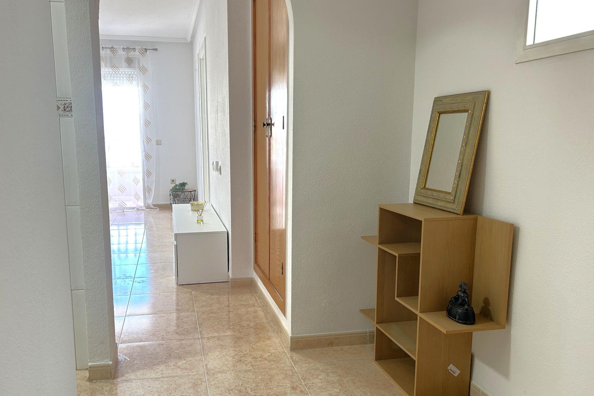Herverkoop - Appartement -
Torrevieja - El Molino