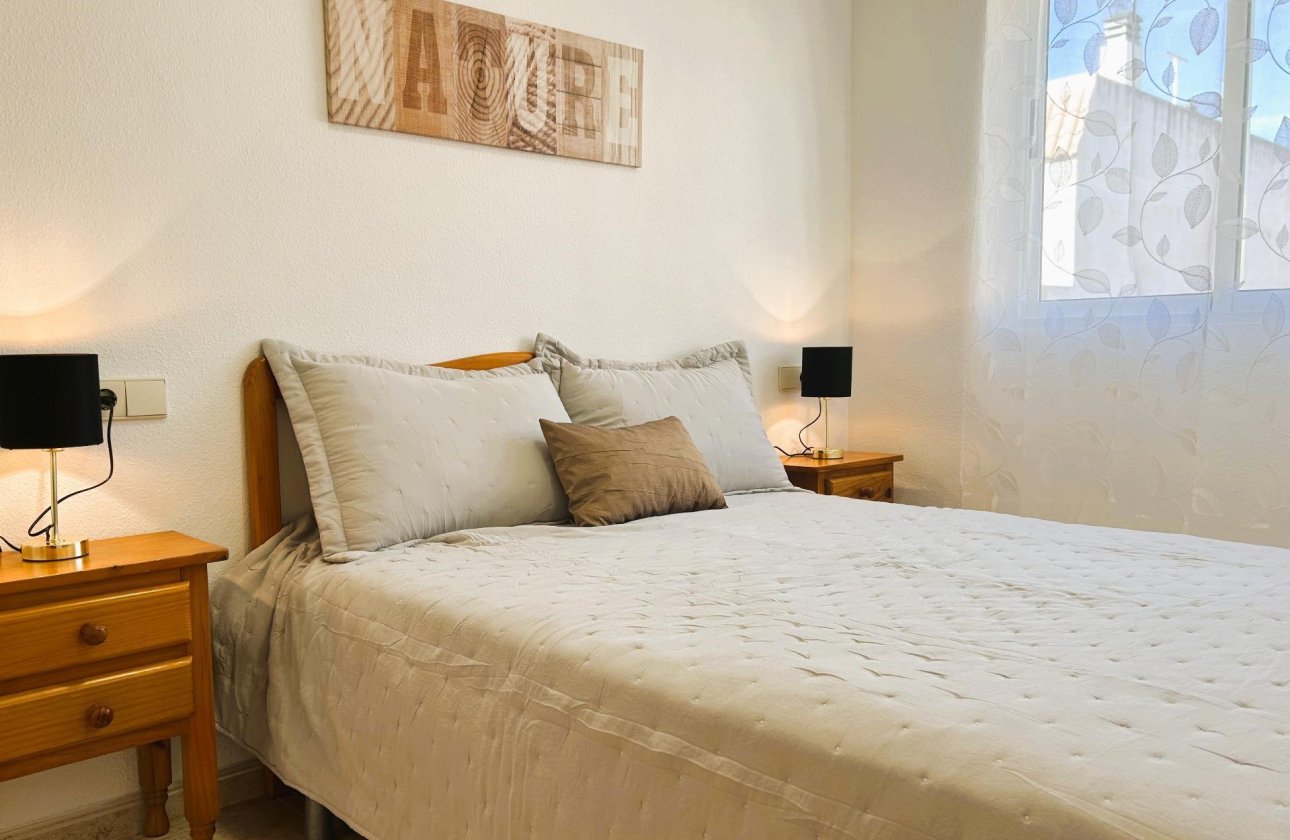 Herverkoop - Appartement -
Torrevieja - El Molino