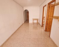 Herverkoop - Appartement -
Torrevieja - El Molino