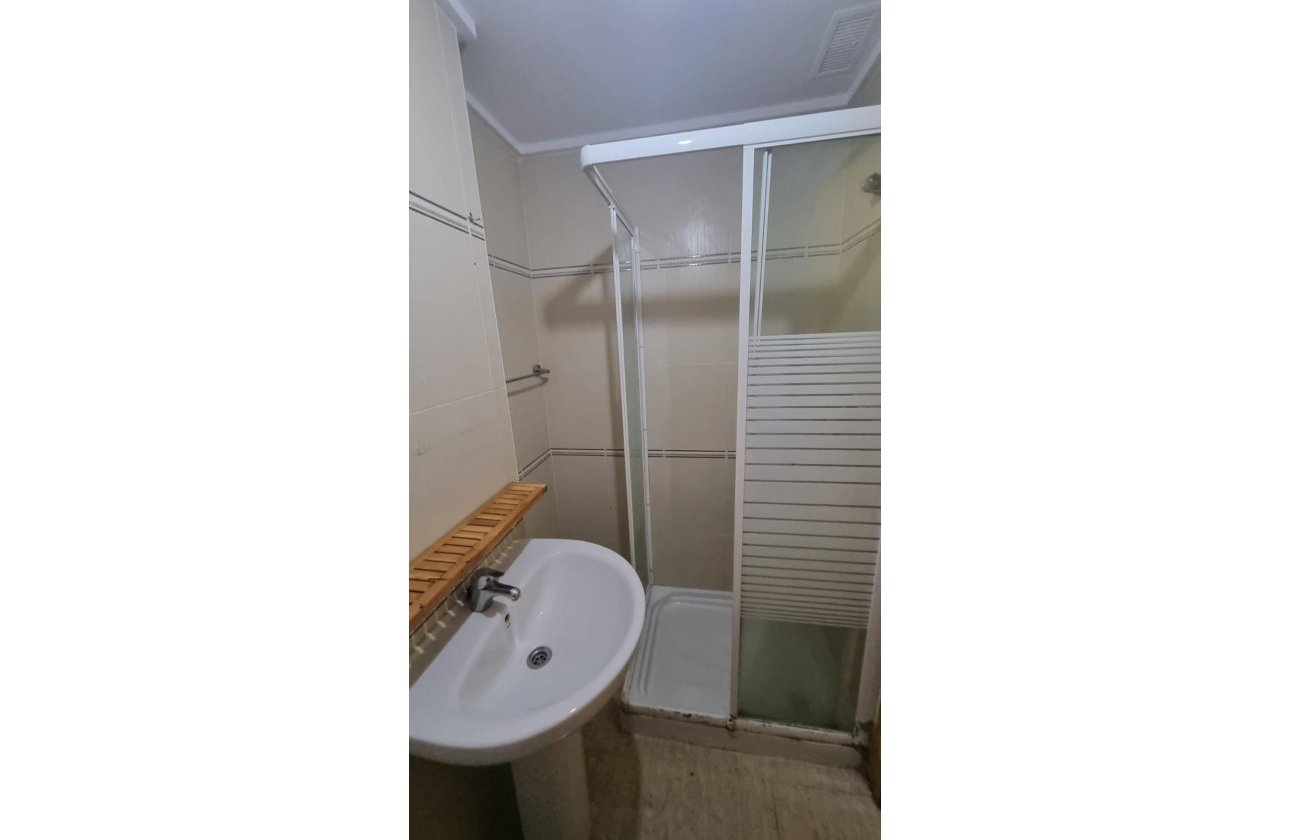 Herverkoop - Appartement -
Torrevieja - El Molino