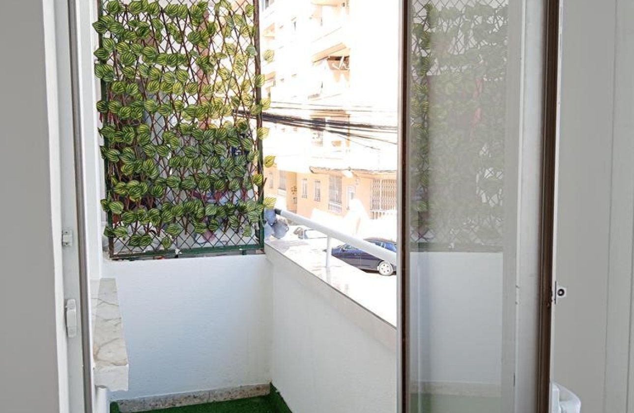 Herverkoop - Appartement -
Torrevieja - El Molino