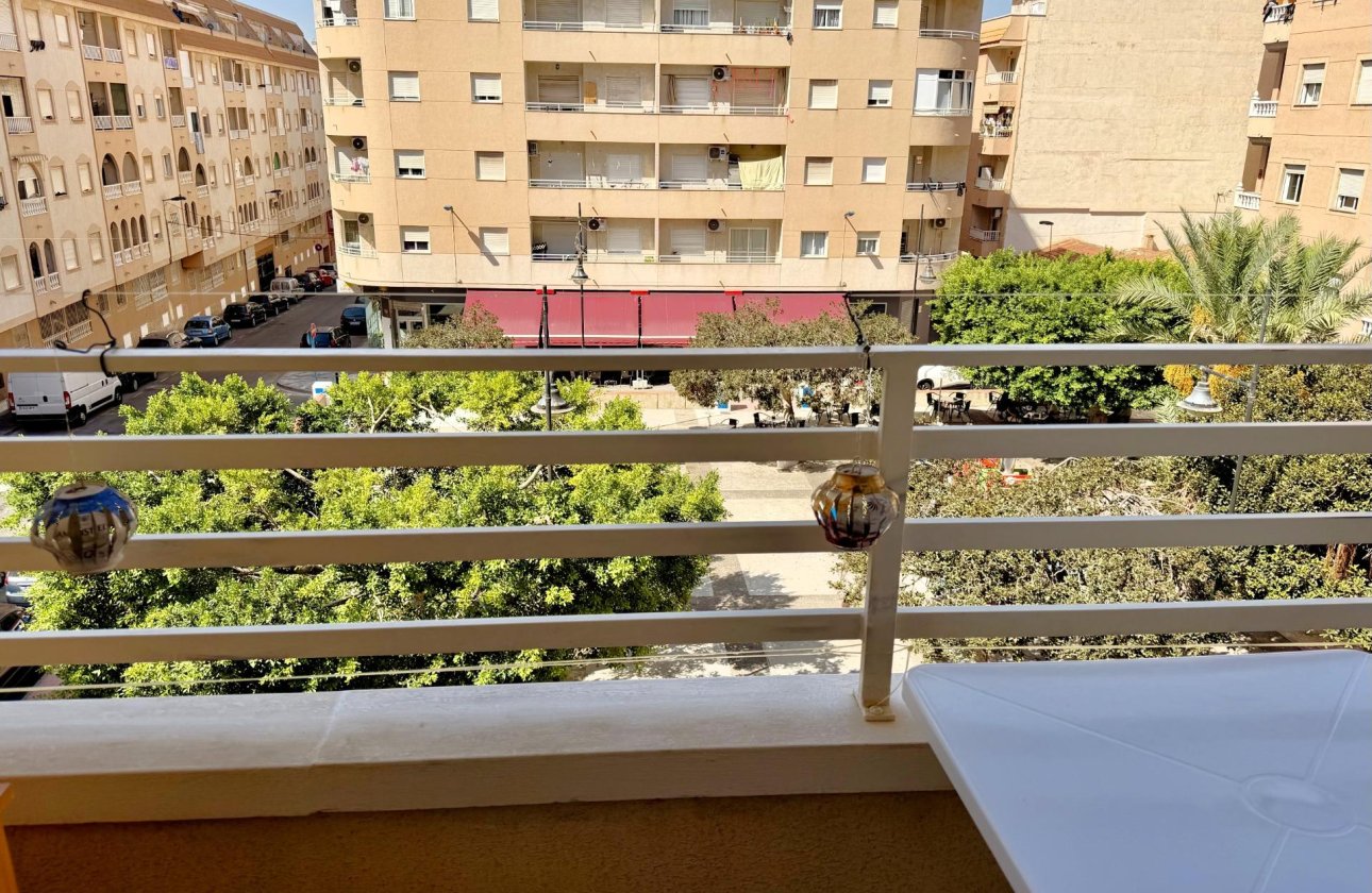 Herverkoop - Appartement -
Torrevieja - El Molino