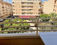 Herverkoop - Appartement -
Torrevieja - El Molino