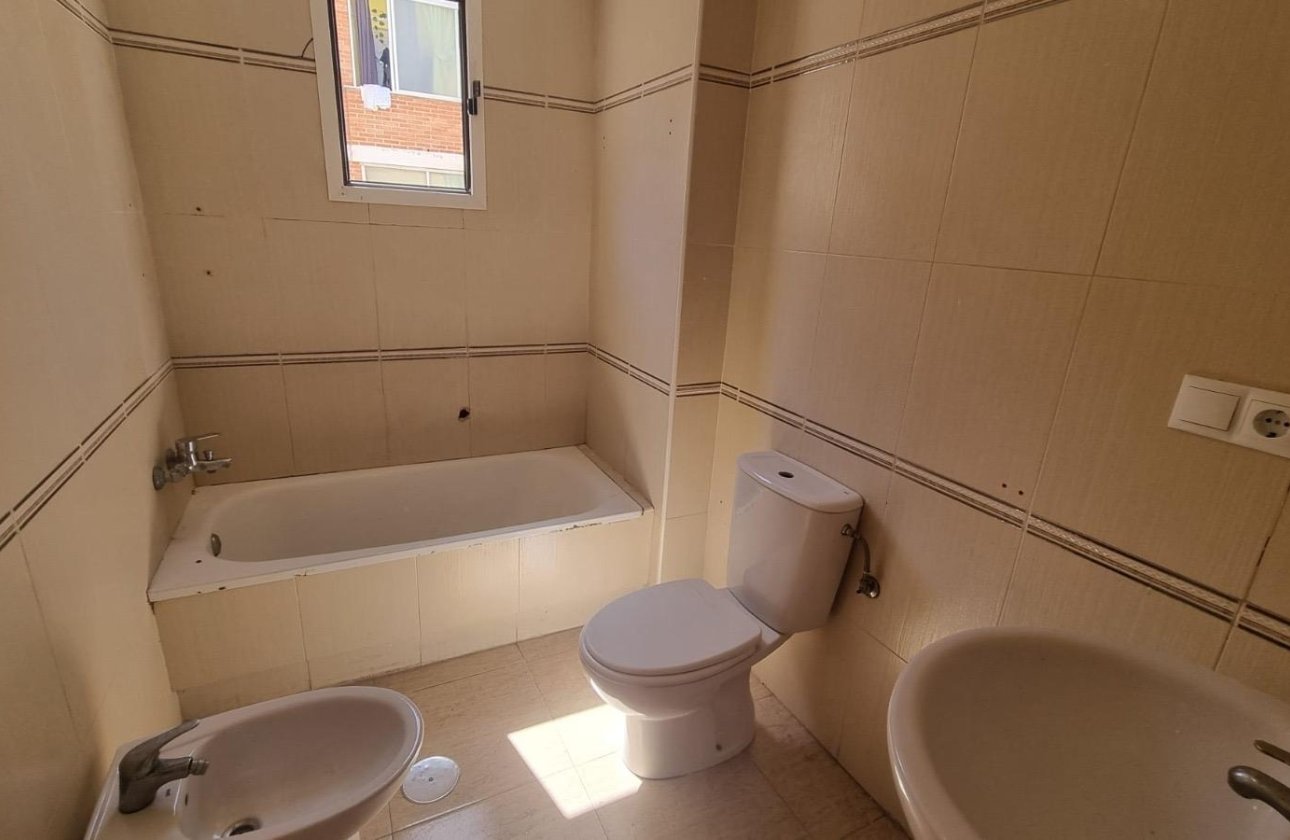 Herverkoop - Appartement -
Torrevieja - El Molino