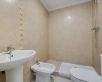 Herverkoop - Appartement -
Torrevieja - Estacion De Autobuses