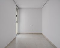 Herverkoop - Appartement -
Torrevieja - Estacion De Autobuses