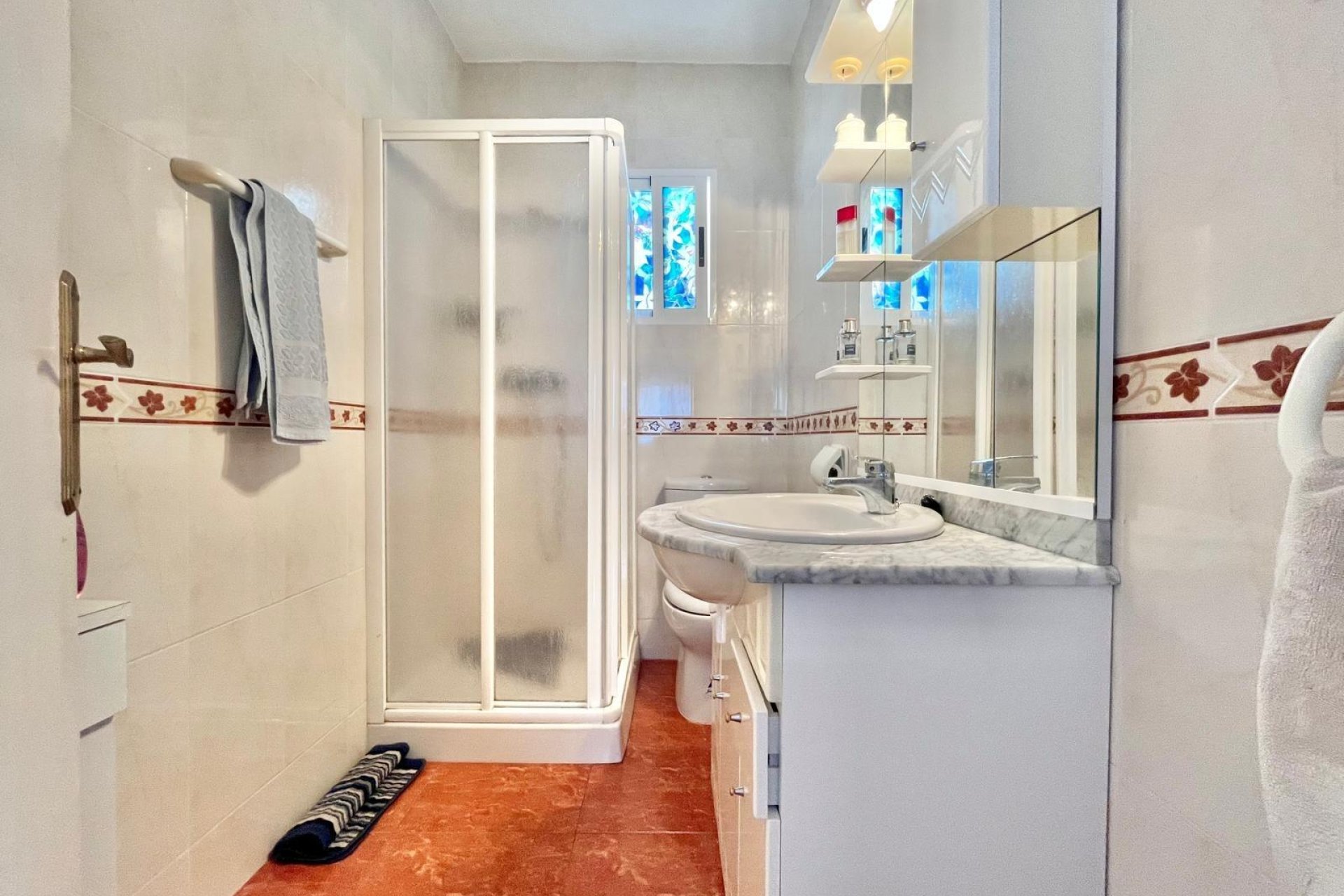 Herverkoop - Appartement -
Torrevieja - Estacion De Autobuses