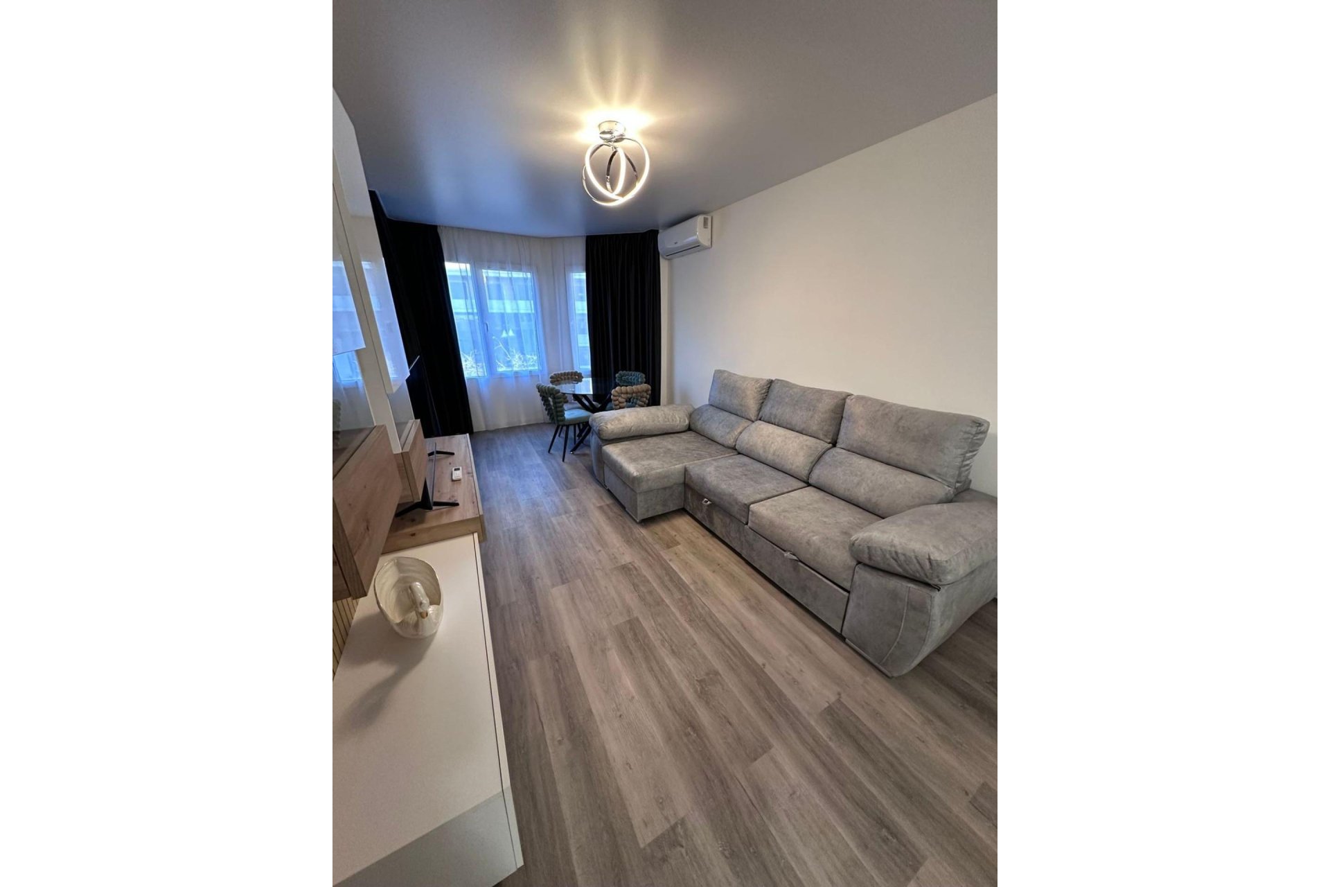 Herverkoop - Appartement -
Torrevieja - Estacion De Autobuses