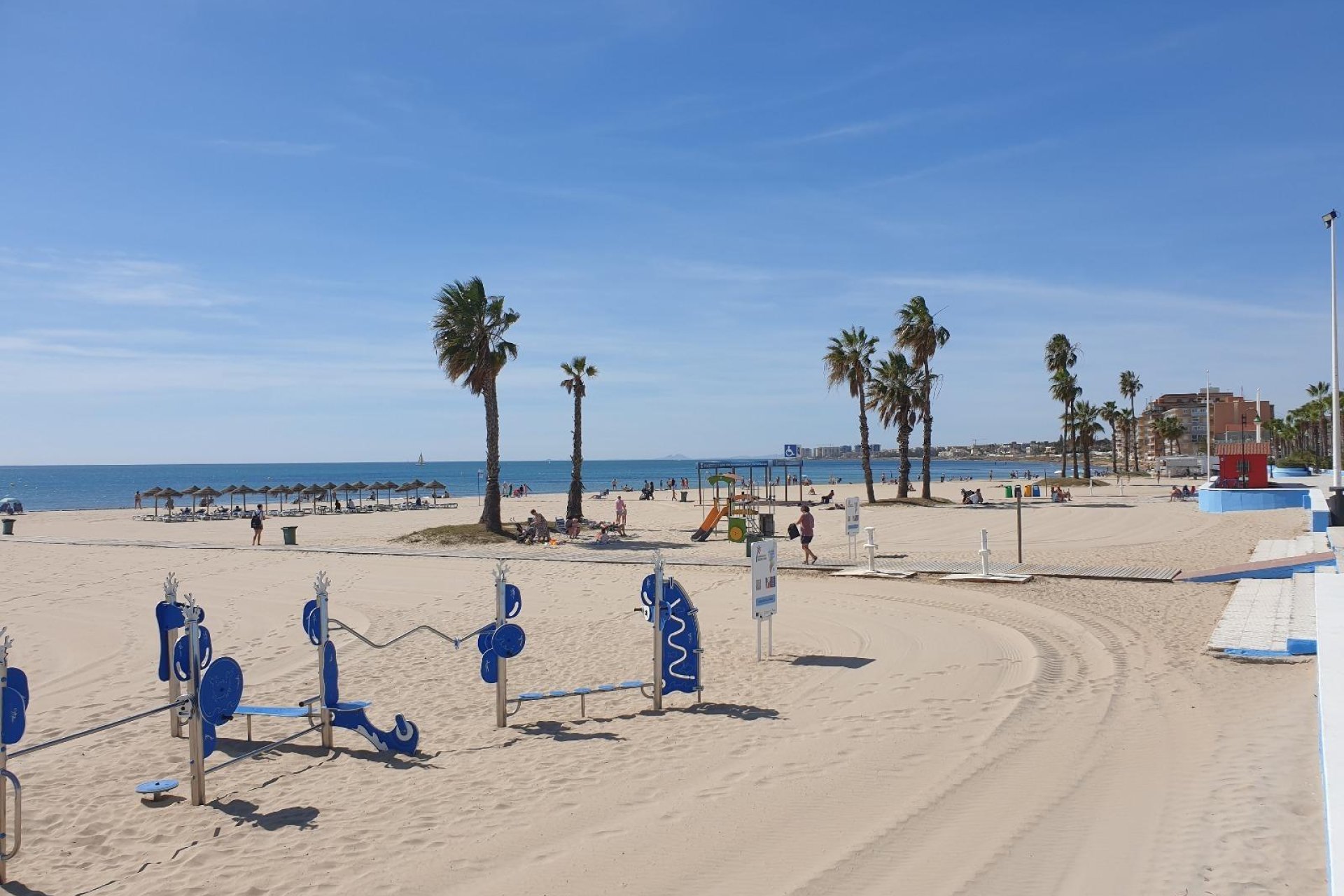 Herverkoop - Appartement -
Torrevieja - Estacion De Autobuses