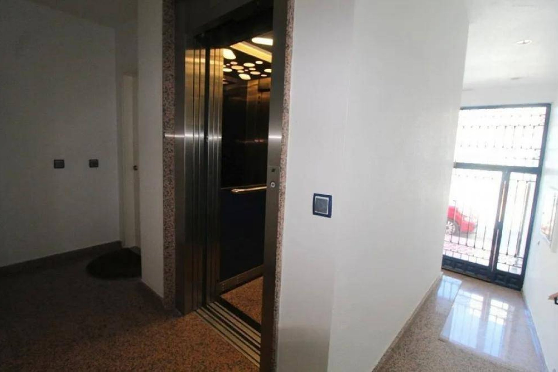 Herverkoop - Appartement -
Torrevieja - Estacion De Autobuses