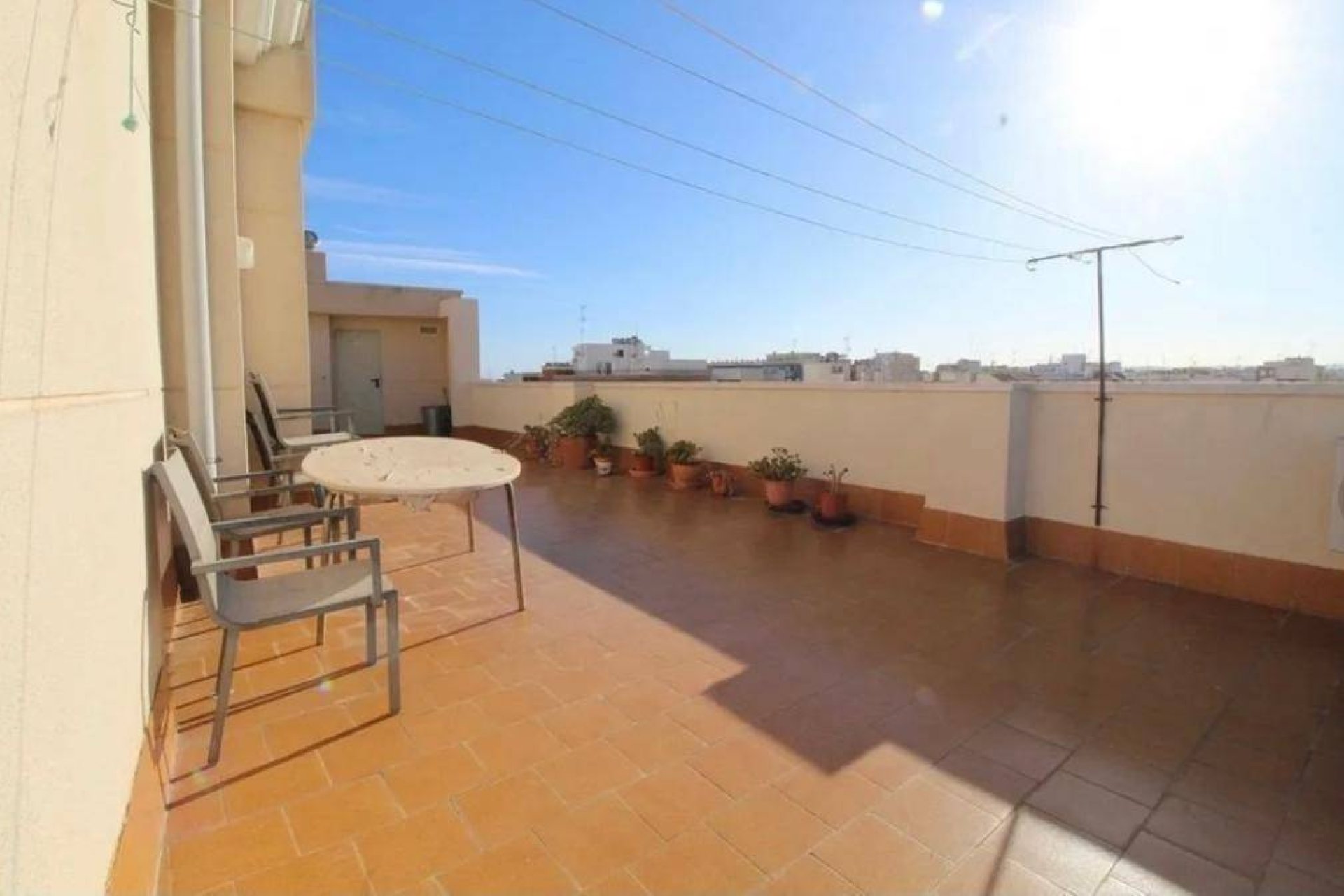 Herverkoop - Appartement -
Torrevieja - Estacion De Autobuses