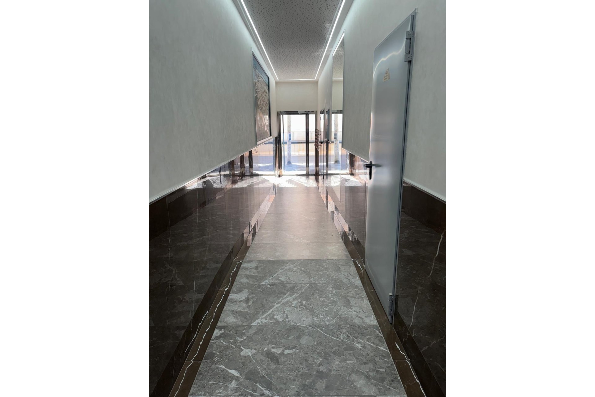 Herverkoop - Appartement -
Torrevieja - Estacion De Autobuses