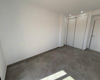 Herverkoop - Appartement -
Torrevieja - Estacion De Autobuses