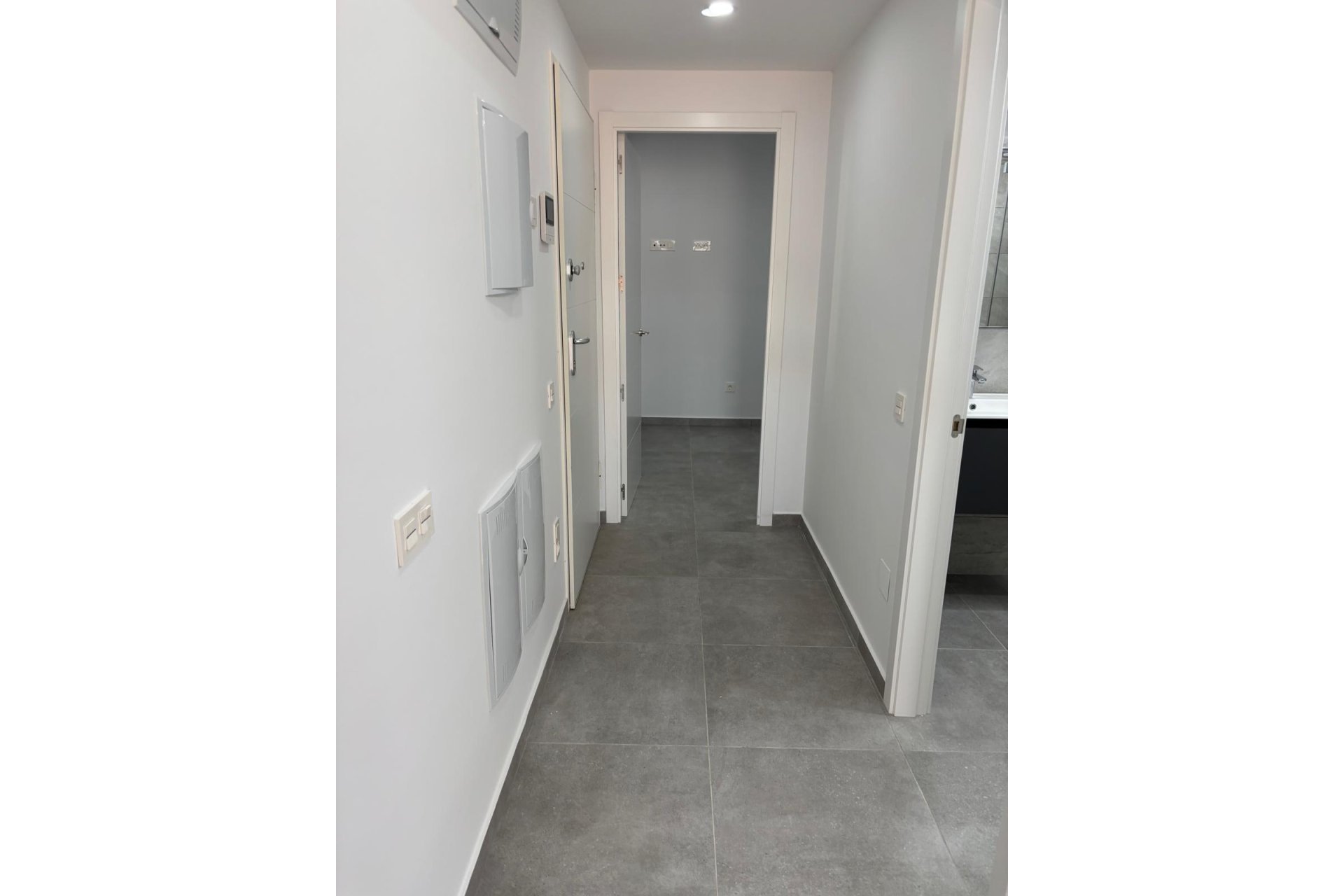 Herverkoop - Appartement -
Torrevieja - Estacion De Autobuses