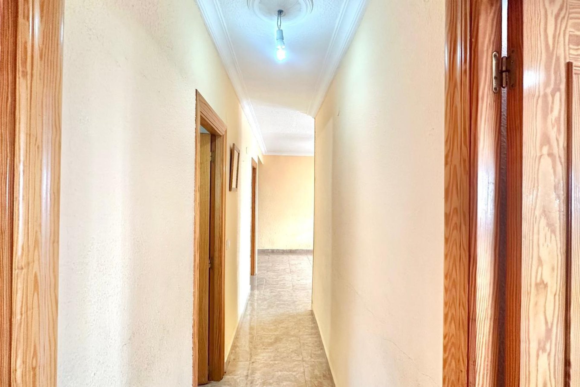 Herverkoop - Appartement -
Torrevieja - Estacion De Autobuses