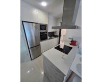 Herverkoop - Appartement -
Torrevieja - Estacion De Autobuses