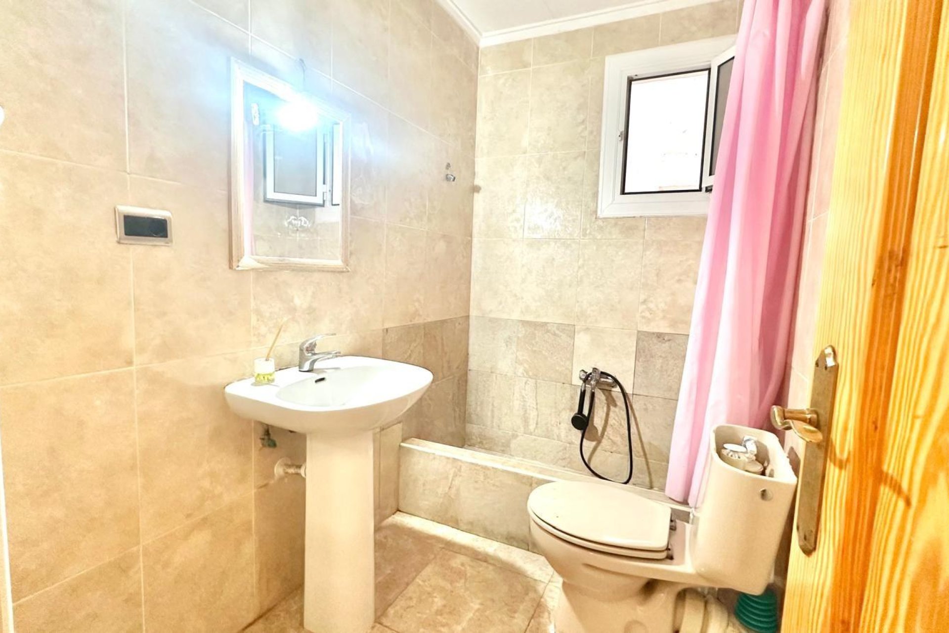 Herverkoop - Appartement -
Torrevieja - Estacion De Autobuses