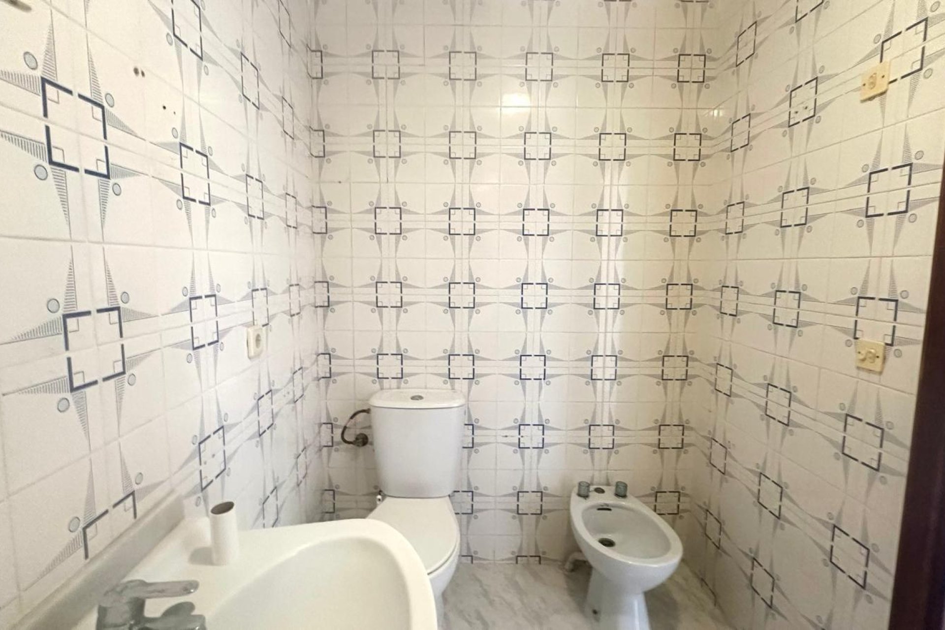 Herverkoop - Appartement -
Torrevieja - Estacion De Autobuses