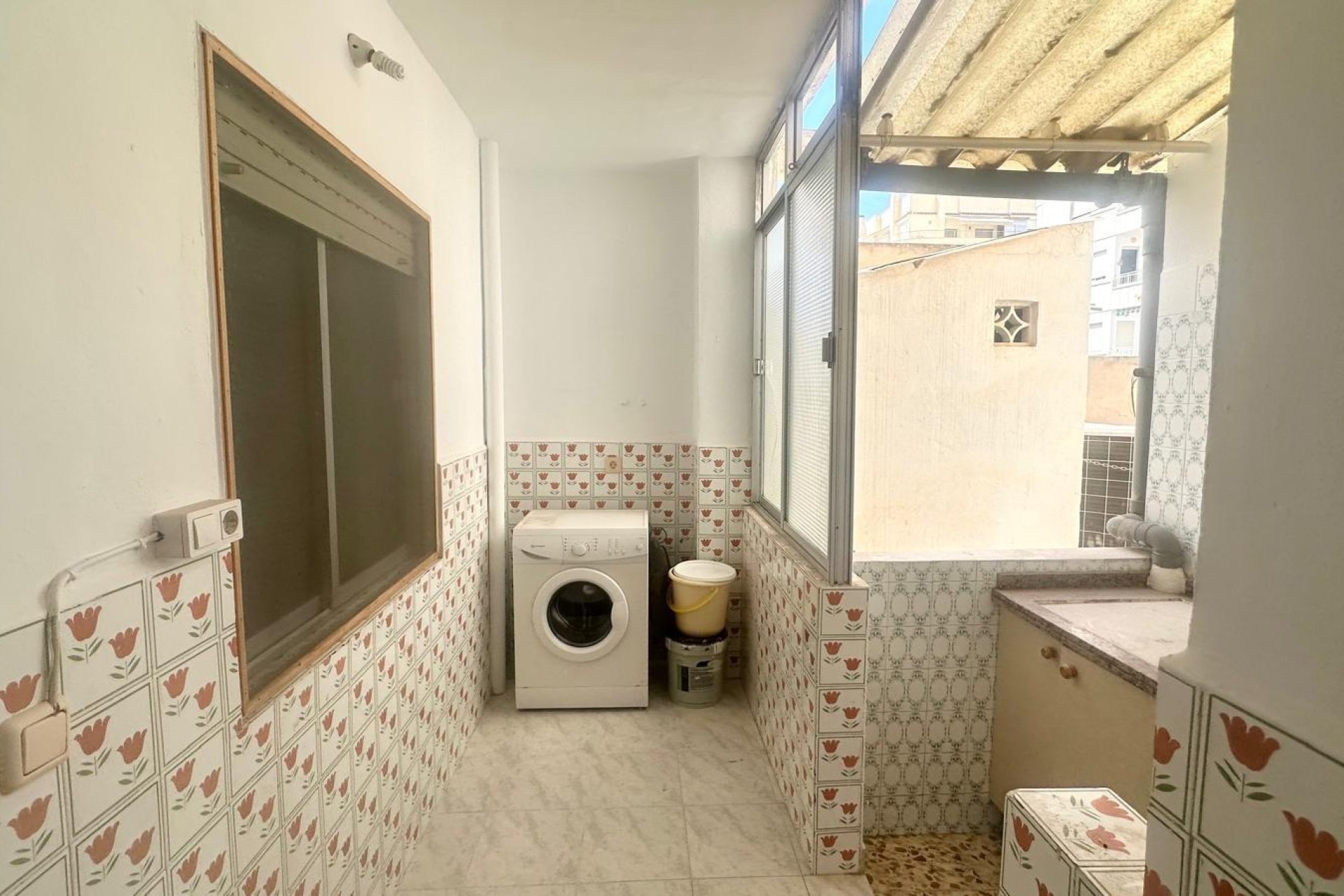 Herverkoop - Appartement -
Torrevieja - Estacion De Autobuses