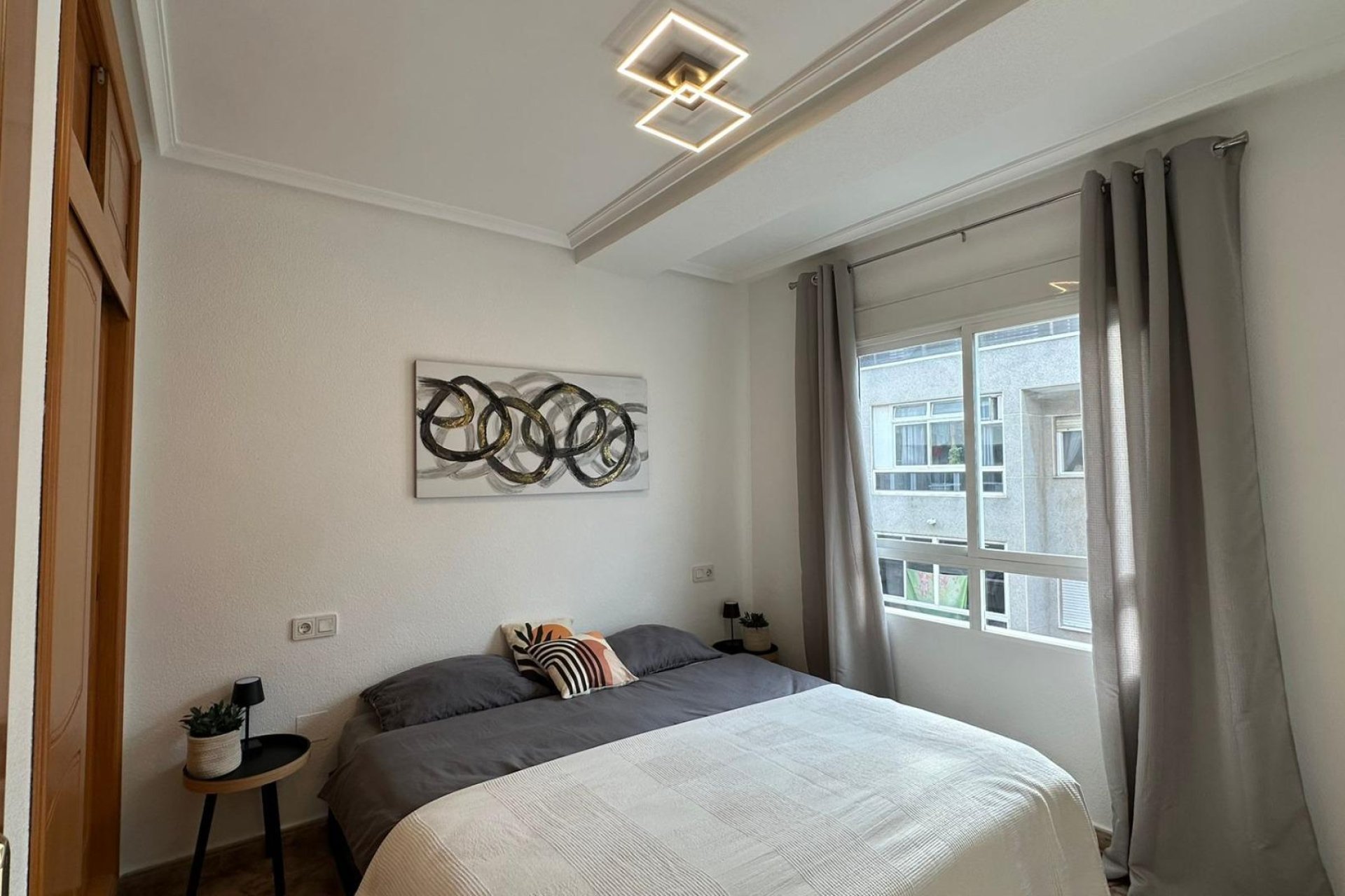 Herverkoop - Appartement -
Torrevieja - Estacion De Autobuses